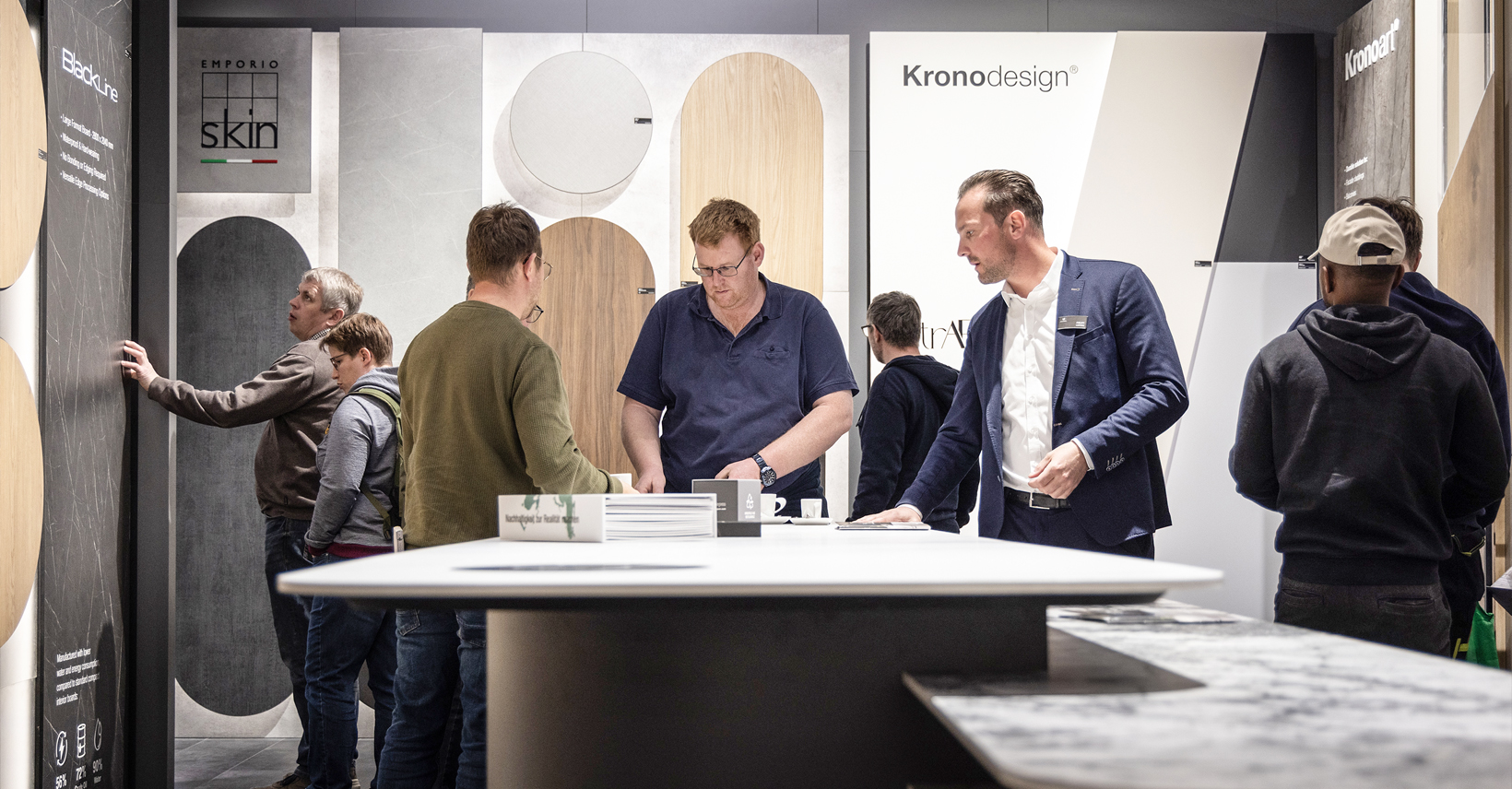 boards also made a strong impression, particularly among professionals working on high-use interiors and outdoor furnishings