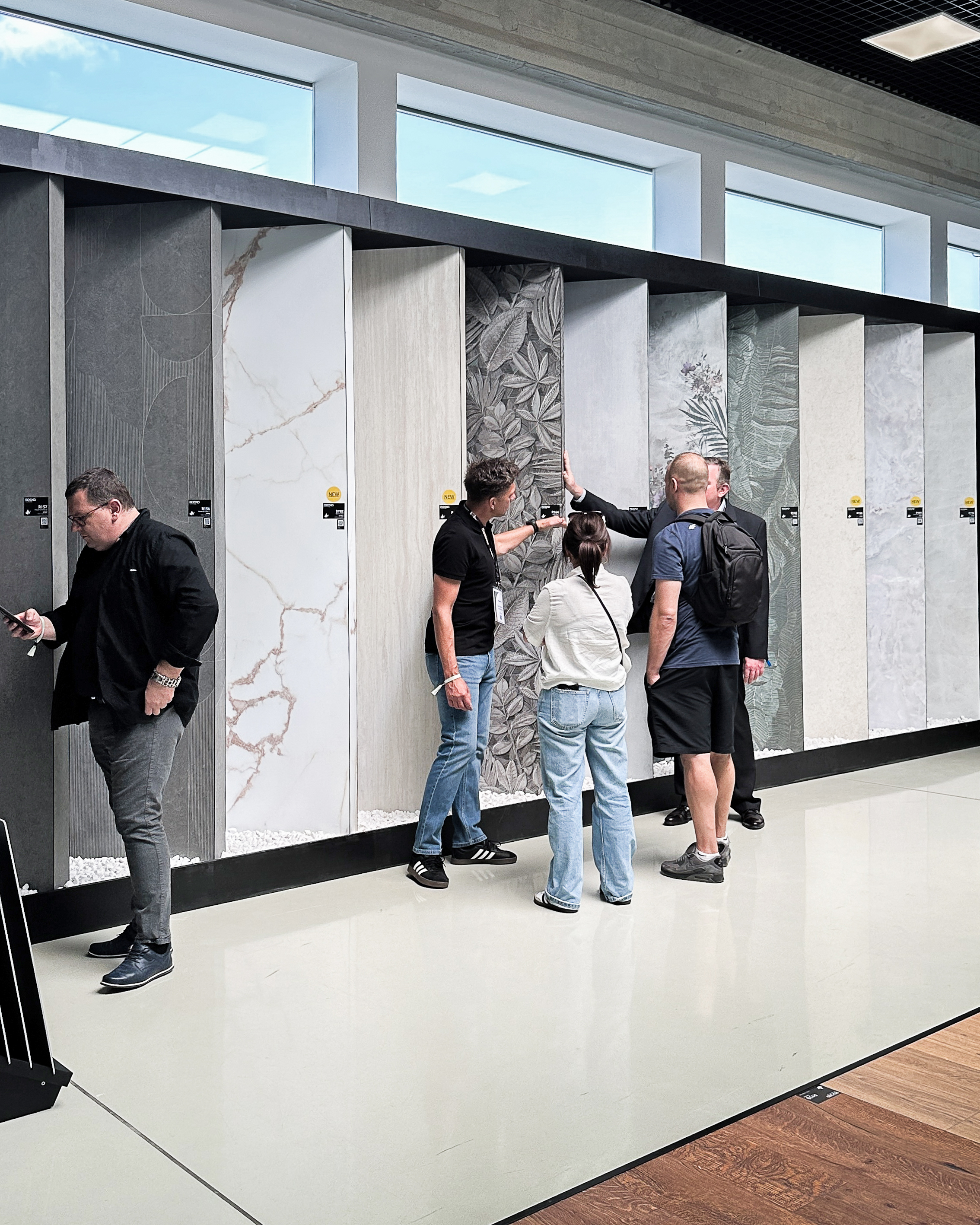 Attendees could also explore a wide range of applications across furniture, interior design, wall cladding, and facades.