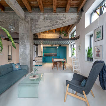Industriální loft s nádechem minimalismu
